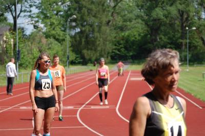 400m
